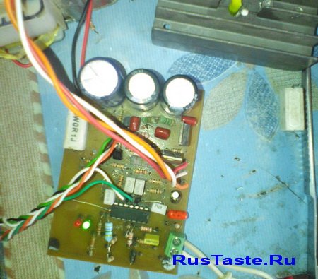 Фото работы индикатора зарядки без нагрузки Фото работы индикатора зарядки без нагрузки